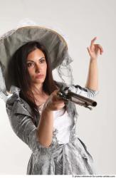 LUCI_AVIOL LADY WITH GUN